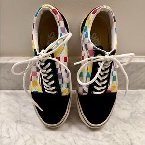 Vans Old Skool Rainbow Checkerboard Sneakers. Women’s 8.5, Men’s 7.0
